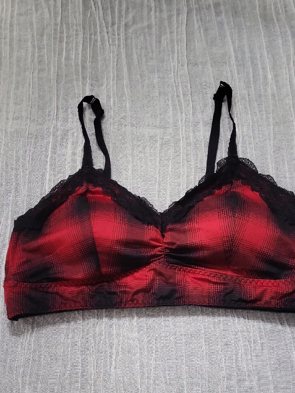 Torrid 2x Red Plaid Lace-Trim Bralette